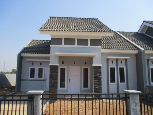 foto tampak rumah tipe RS 63-153 perumahan Perumnas Pesona Cirebon Regency