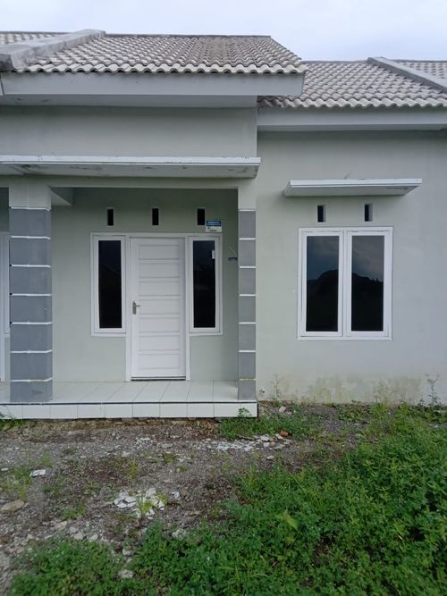 foto tampak rumah tipe 30 perumahan Bumi Este Muktisari 3