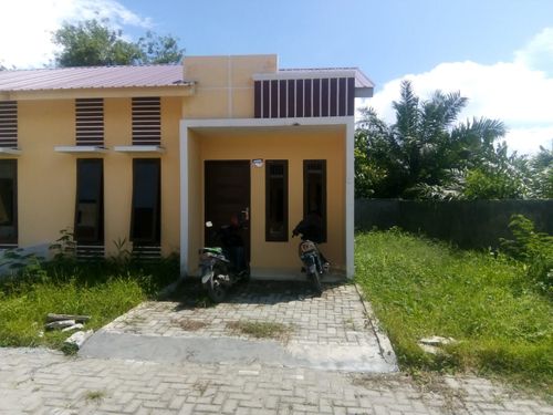 foto tampak rumah tipe 36/72 perumahan GRIYA KELAMBIR INDAH