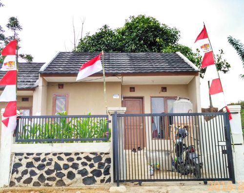 foto tampak rumah tipe 27/72 perumahan Villa Bumi Asri