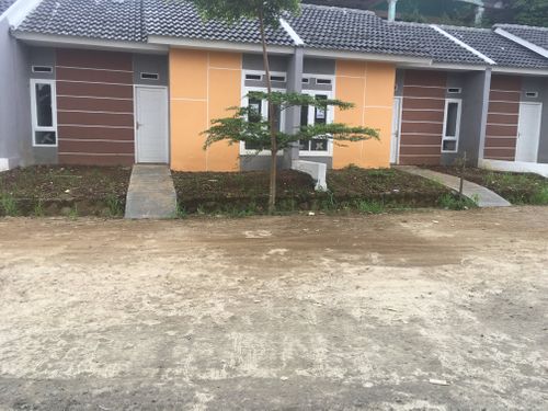 foto tampak rumah tipe 30/60 perumahan Bukit Argenia