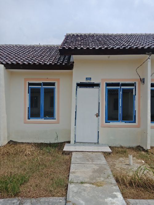 foto tampak rumah tipe 22/60 perumahan BUMI CEMARA