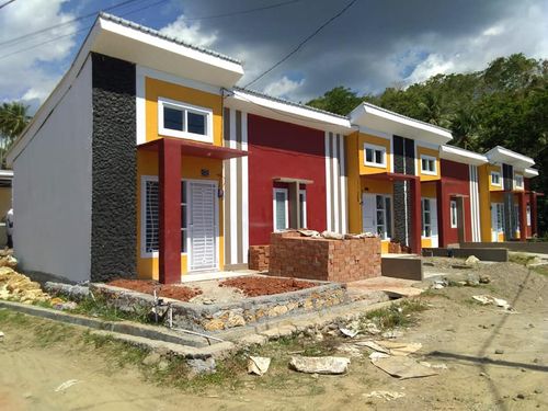 foto tampak rumah tipe 25/78 perumahan Grand sulawesi kali mamuju
