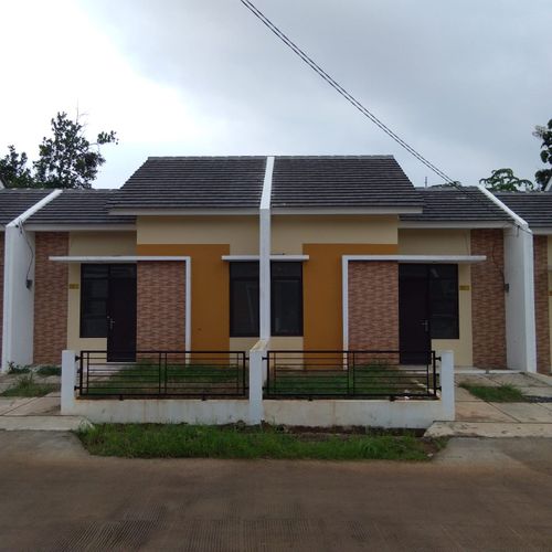foto tampak rumah tipe 36/72 perumahan GRAHA CIPTA TAMANSARI