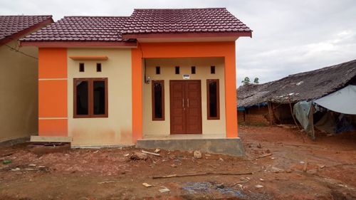 foto tampak rumah tipe 36/120 perumahan Pondok Indah Permai Tahap 2