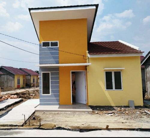 foto tampak rumah tipe 36/91 perumahan Mahoni Residence
