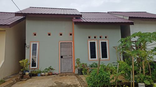 foto tampak rumah tipe 36/84 perumahan PERUMAHAN PURI KARANG JOANG