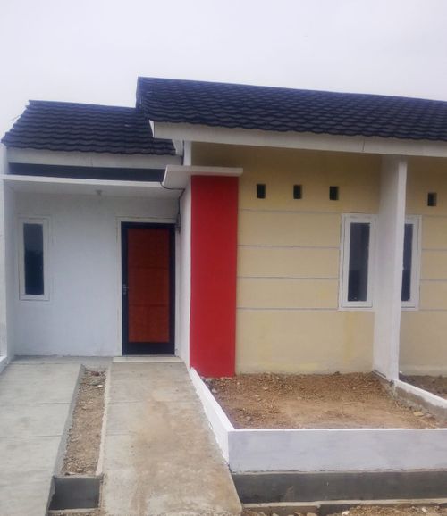 foto tampak rumah tipe 30/60 perumahan Pesona Jati Indah Cibungur