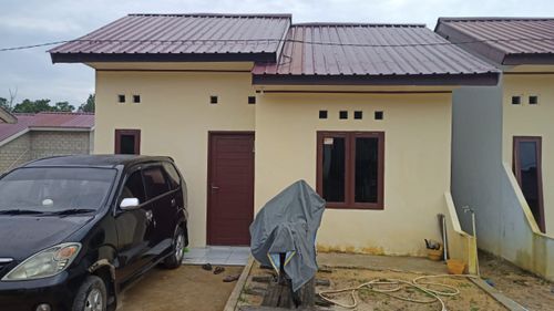 foto tampak rumah tipe 36/84 perumahan PERUMAHAN PURI KARANG JOANG