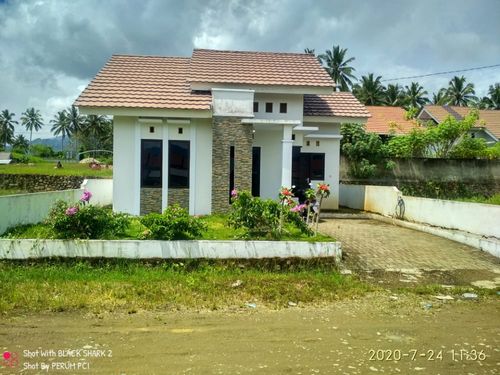 foto tampak rumah tipe ANGGREK  perumahan PURI CITRA INDAH