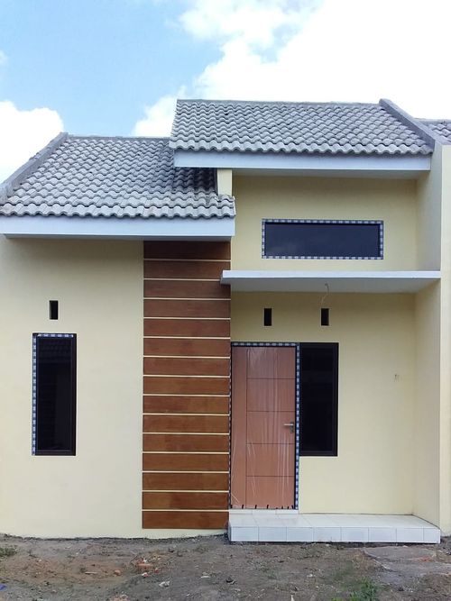 foto tampak rumah tipe 30 perumahan KARANGREJO ASRI
