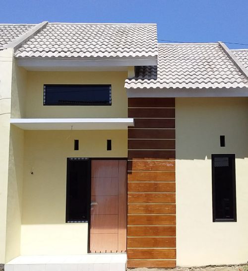 foto tampak rumah tipe 30 perumahan WIROLEGI REGENCY
