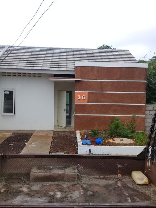 foto tampak rumah tipe 36/72 perumahan PURI ANUGRAH SELARAS