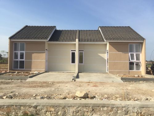 foto tampak rumah tipe Blok A01 perumahan SANUR VILLAGE 2