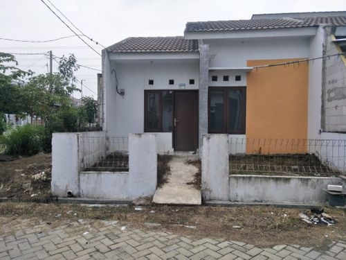 foto tampak rumah tipe 29/66 perumahan CISAIT PURI PRATAMA