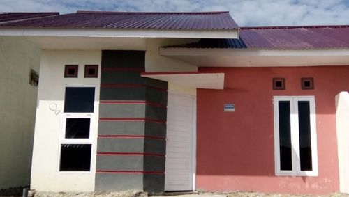 foto tampak rumah tipe 36 perumahan PESONA BUKIT BATUAH CE