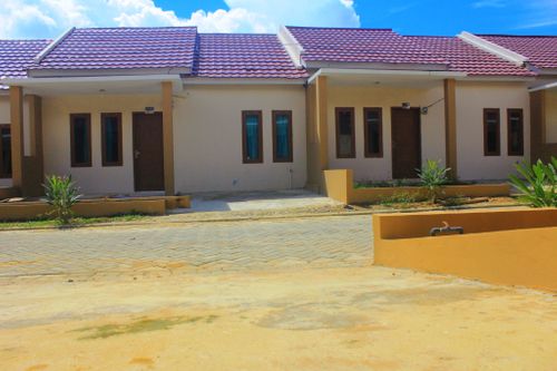 foto tampak rumah tipe 36 perumahan Puri Maharani Puuwatu