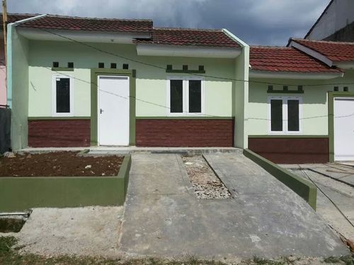 foto tampak rumah tipe 22/72 perumahan Kadu Pinang Village