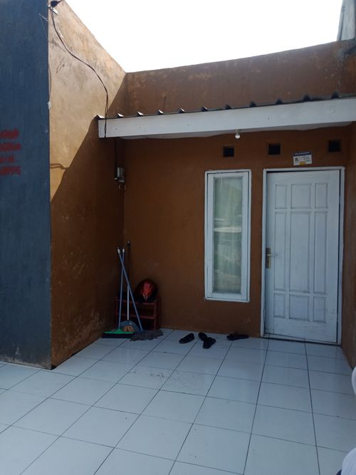 foto tampak rumah tipe 30/60 perumahan Persada Asri