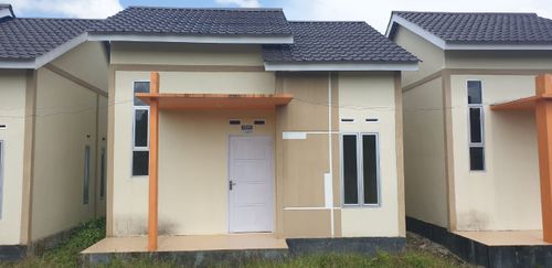 foto tampak rumah tipe 36 perumahan Madusari Residence