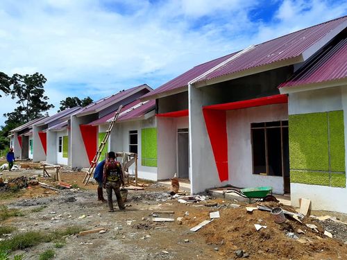 foto tampak rumah tipe Warkomi perumahan FAJAR SOWI DAMAI