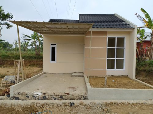 foto tampak rumah tipe 30/60 perumahan Bumi cilawu lestari