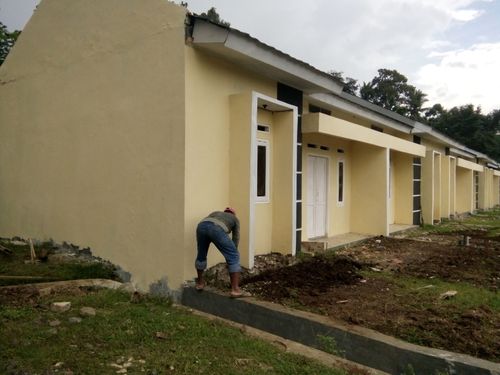 foto tampak rumah tipe 36/84 perumahan PERUMAHAN GRIYA PACURENDANG