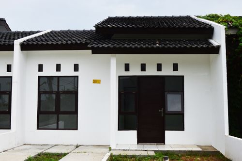 foto tampak rumah tipe 36/72 Secondary perumahan Graha Cipta 5
