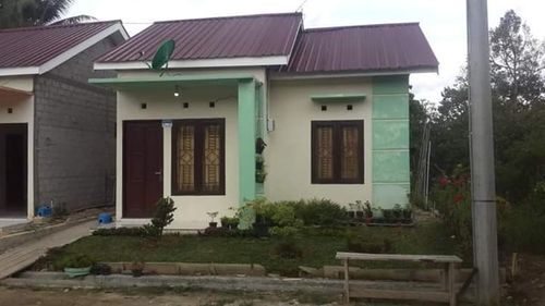 foto tampak rumah tipe Griya Makroman Indah perumahan Griya Makroman Indah