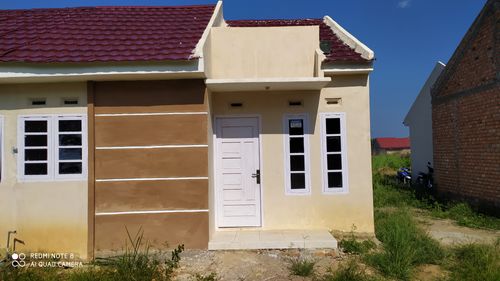 foto tampak rumah tipe 36/120 perumahan Graha Mitranda Asri 2