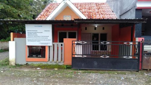 foto tampak rumah tipe Tulip perumahan GRAHA SALWAH AND CANTIKA