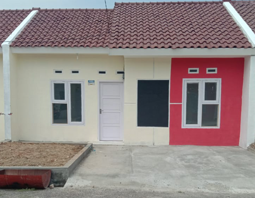 foto tampak rumah tipe 32/72 perumahan KUTILANG REGENSI BUDUR