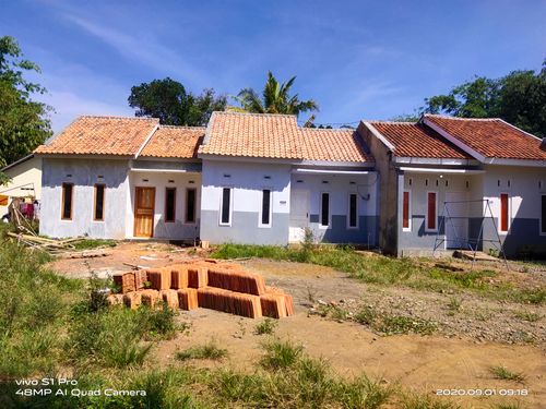 foto tampak rumah tipe 30/72 perumahan Griya Cahaya Indah