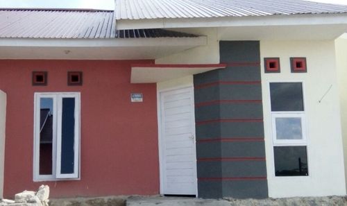 foto tampak rumah tipe 36 perumahan PESONA BUKIT BATUAH AM & AN