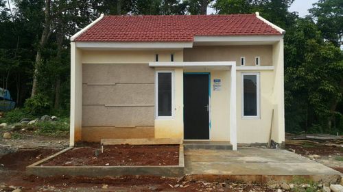 foto tampak rumah tipe 30 perumahan Mutiara Tragung