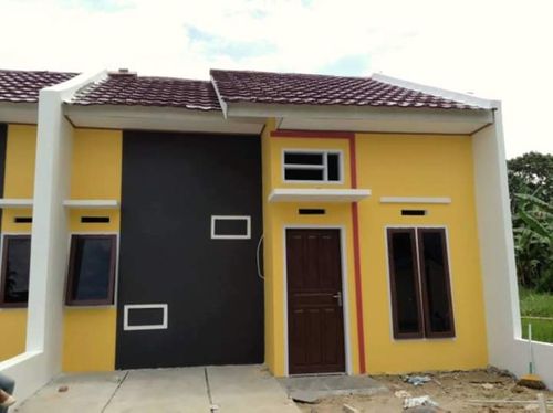 foto tampak rumah tipe GRANADA PLUS perumahan GRIYA PRIMA REA TIMUR POLEWALI