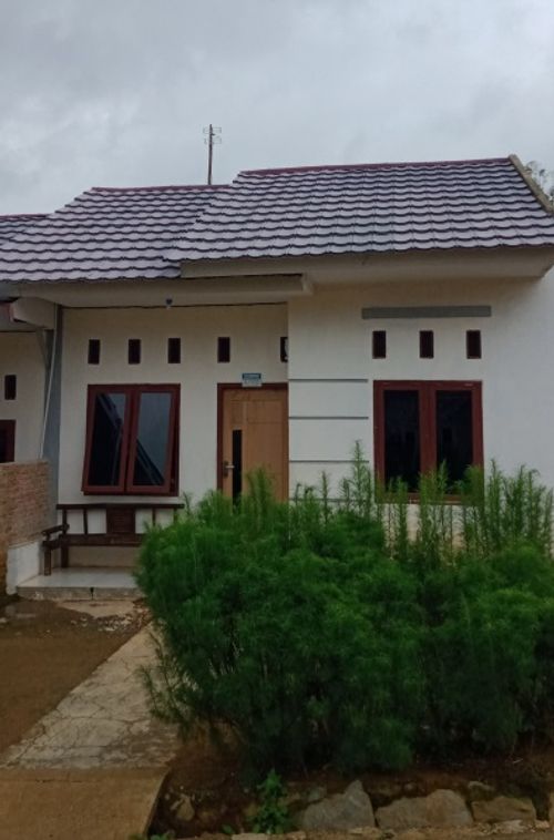 foto tampak rumah tipe 36/84 perumahan ANUGERAH ALAM RESIDANCE II