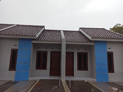 foto tampak rumah tipe 27 perumahan Griya Amanah Kwarasan 2