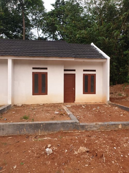 foto tampak rumah tipe 36/72 perumahan RAHMANIA RESIDENCE