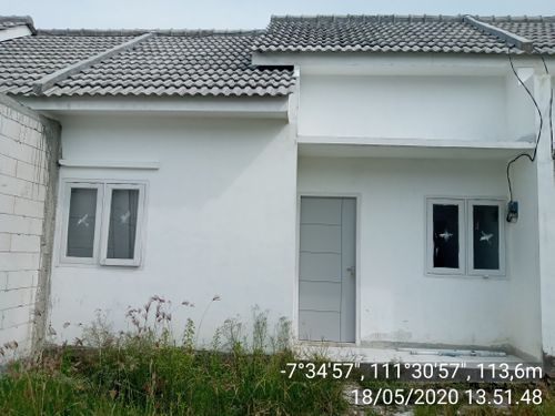 foto tampak rumah tipe 36/60 perumahan PERUMAHAN NIRWANA LAND 1