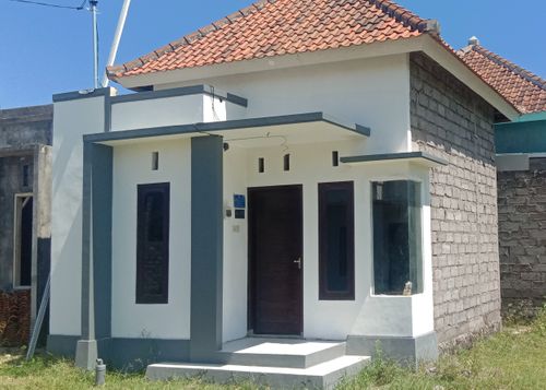foto tampak rumah tipe 30/75 perumahan Puri Pertama Regency