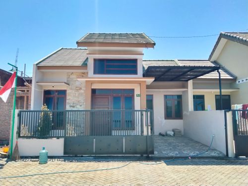 foto tampak rumah tipe 50 perumahan Graha Family Park Bangil