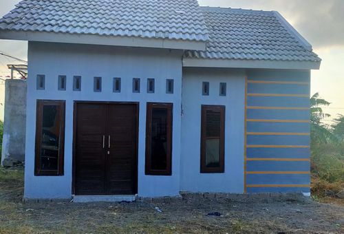 foto tampak rumah tipe 36 perumahan PERUMAHAN ISTANA BANYUPUTIH