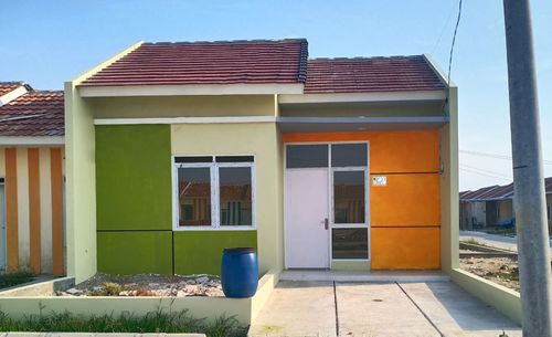 foto tampak rumah tipe Vanadi perumahan LOGAM BANGUN SETIA - 2