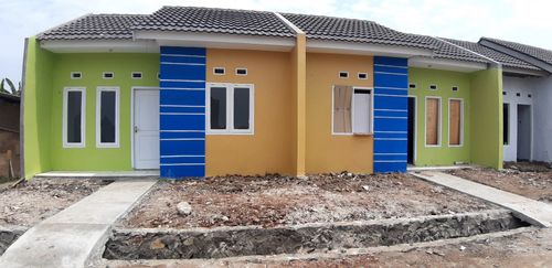 foto tampak rumah tipe E perumahan VELINA RESIDENCE