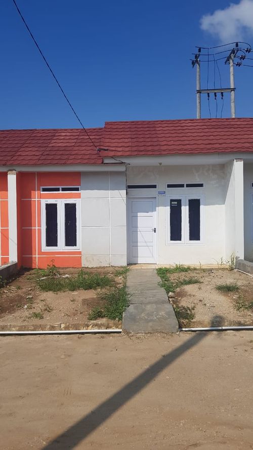 foto tampak rumah tipe 36/72 perumahan Griya Baraya