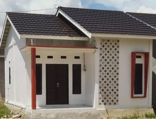 foto tampak rumah tipe 36/126  perumahan Bumi Amandit Raya
