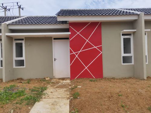 foto tampak rumah tipe 28 merah perumahan Mutiara Puri Harmoni