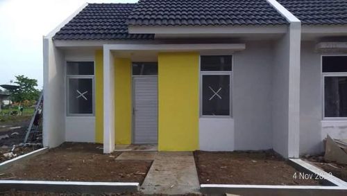foto tampak rumah tipe WISMAYA perumahan PRIMA TALAGA SUNDA