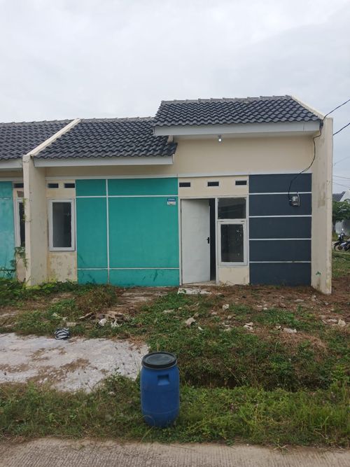 foto tampak rumah tipe TOWUTI perumahan Cikarang Lake View